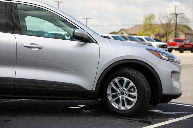 Certified 2020 Ford Escape SE FWD image 5