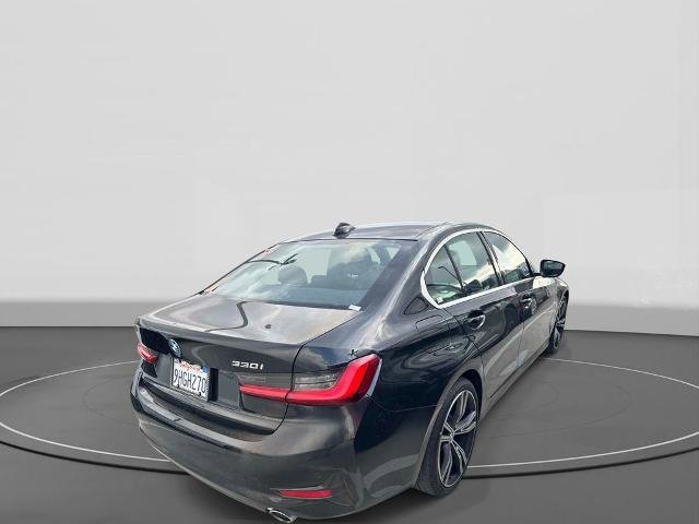 Used 2020 BMW 330i Sedan w/ Driving Assistance Package RWD image 5