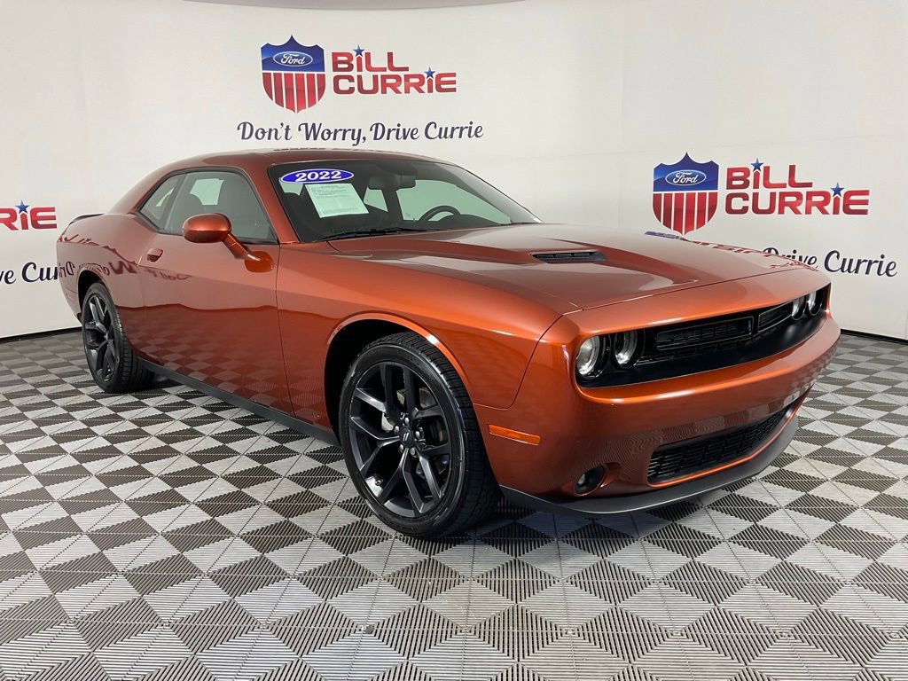 Used 2022 Dodge Challenger SXT w/ Blacktop Package image 7