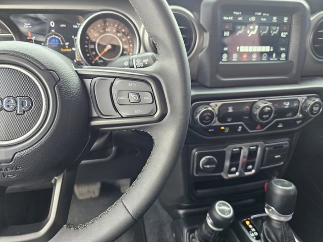 Used 2023 Jeep Wrangler Sport S image 22