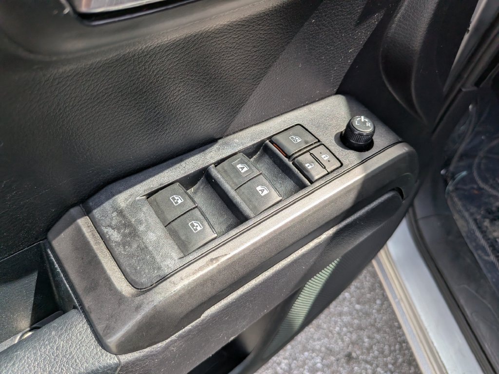 Used 2021 Toyota Tacoma TRD Off-Road RWD image 21