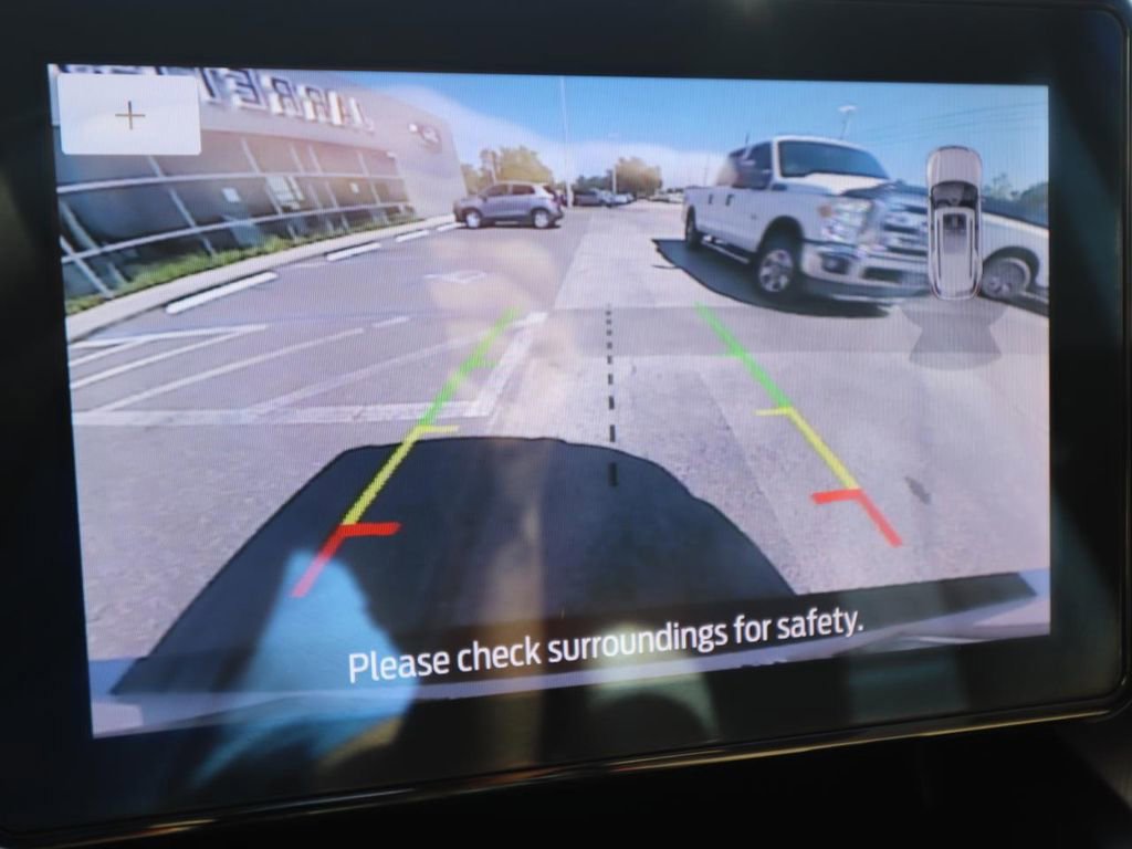 Certified 2020 Ford Explorer XLT w/ Equipment Group 202A image 9