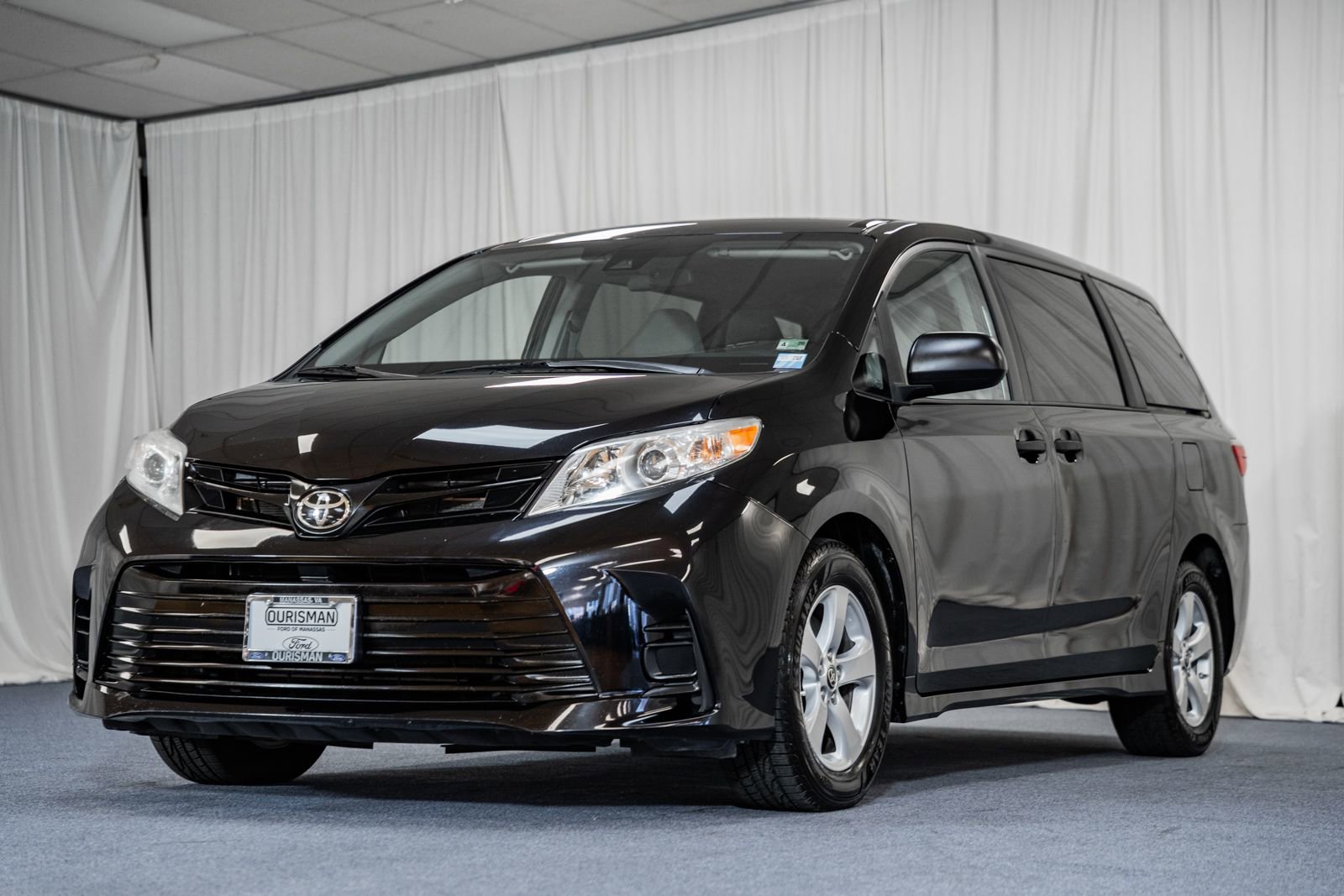 Used 2020 Toyota Sienna L image 3