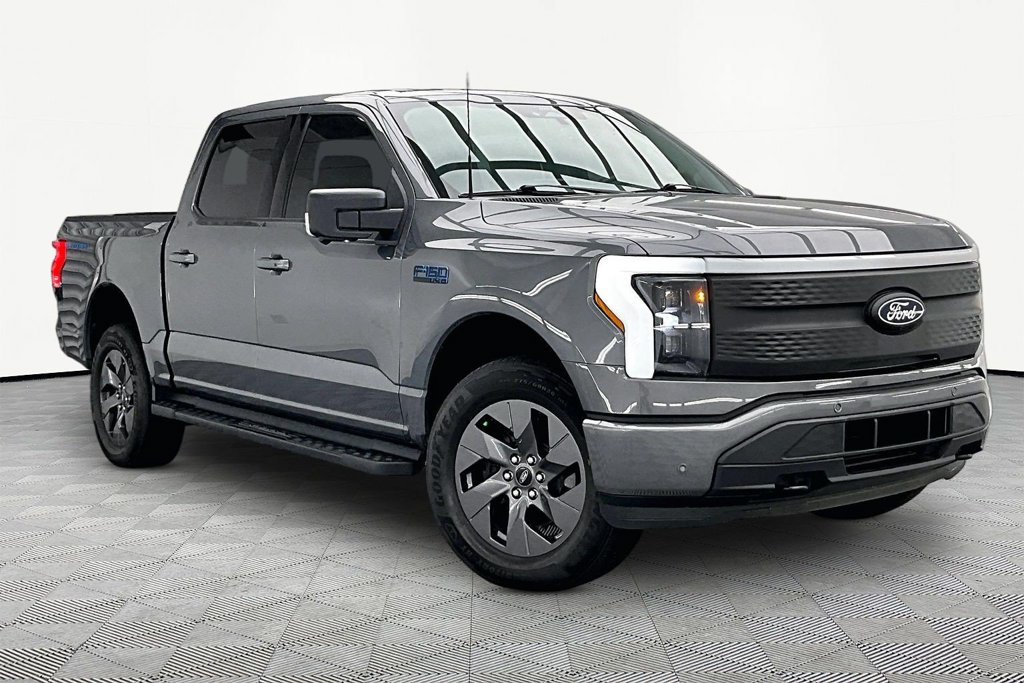 Certified 2024 Ford F150 Lightning Flash AWD/4WD image 12