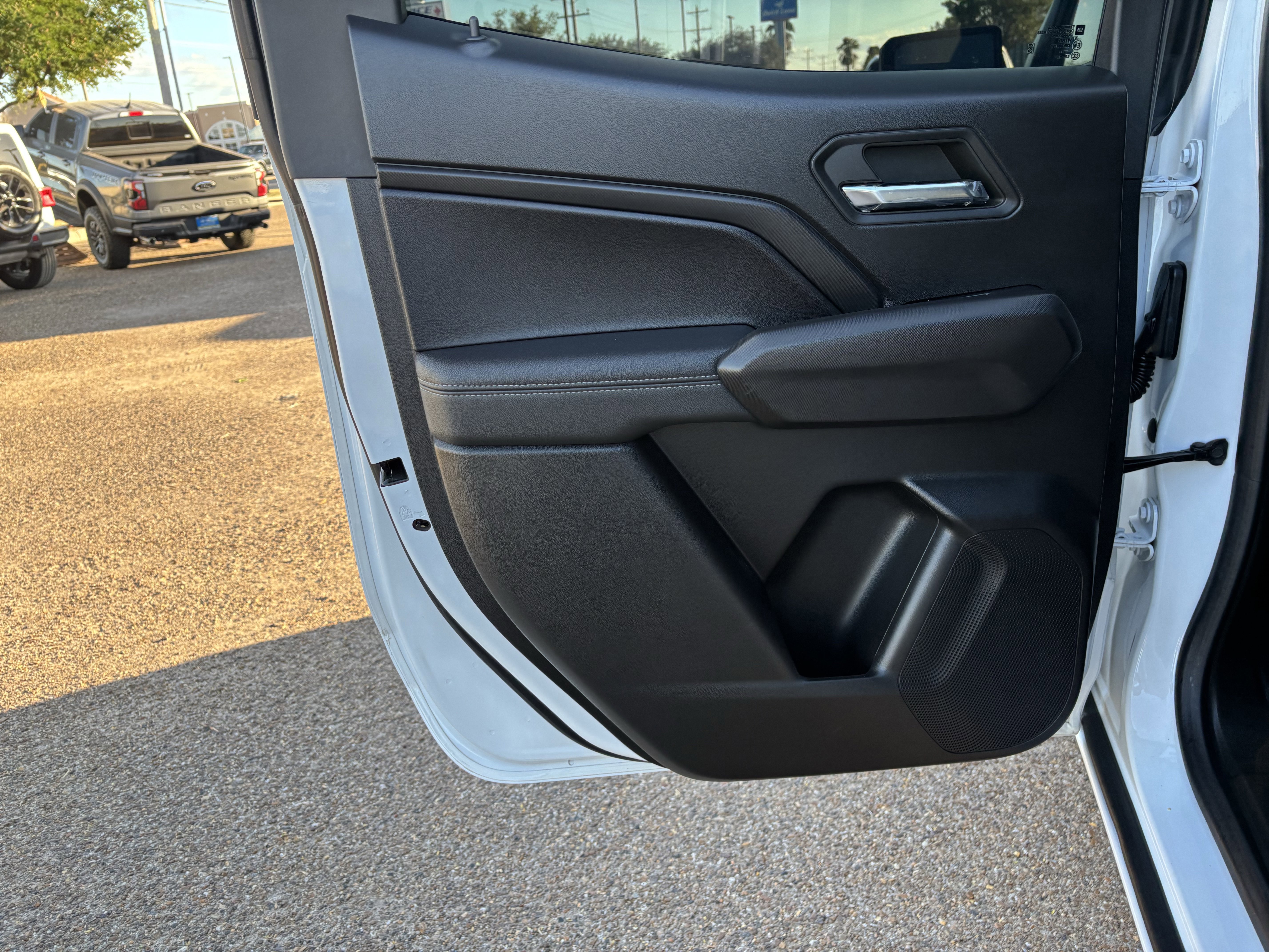 Used 2023 GMC Canyon Elevation w/ Convenience Package image 14