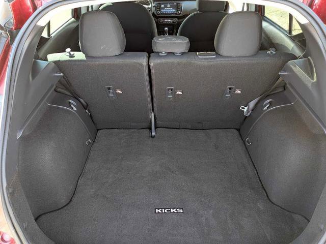 Used 2021 Nissan Kicks SV image 33