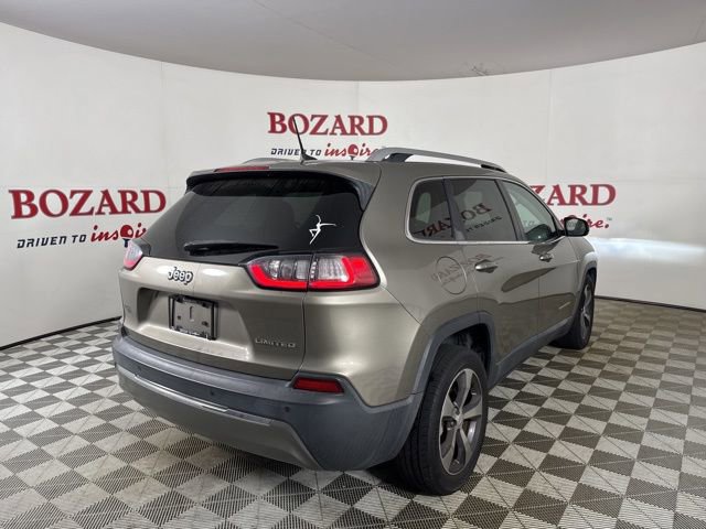 Used 2019 Jeep Cherokee Limited image 5