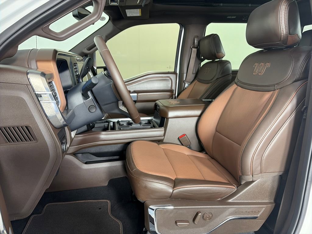 Certified 2025 Ford F250 King Ranch w/ FX4 Off-Road Package AWD/4WD image 11