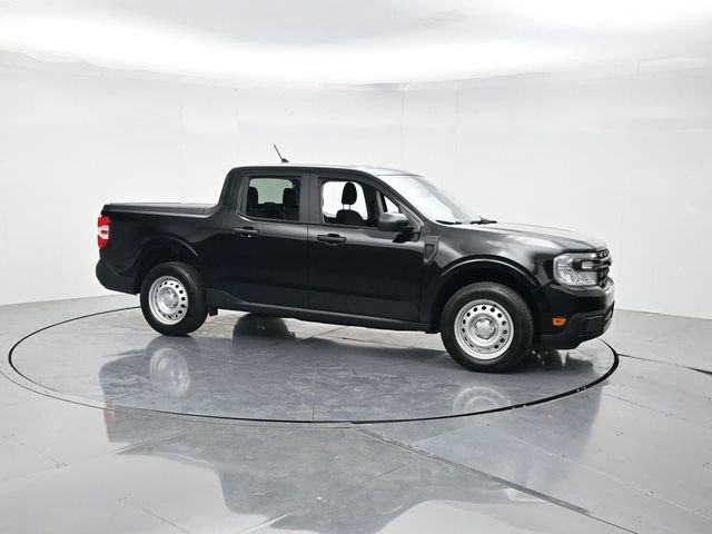 Certified 2024 Ford Maverick XL image 3