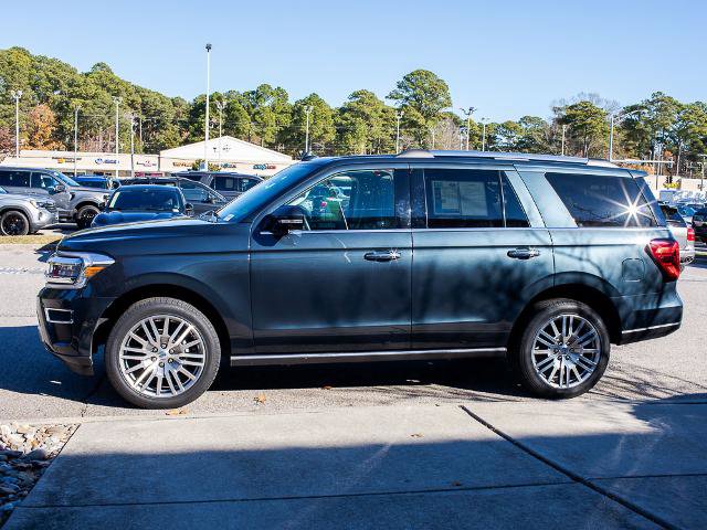 Certified 2024 Ford Expedition Limited image 3