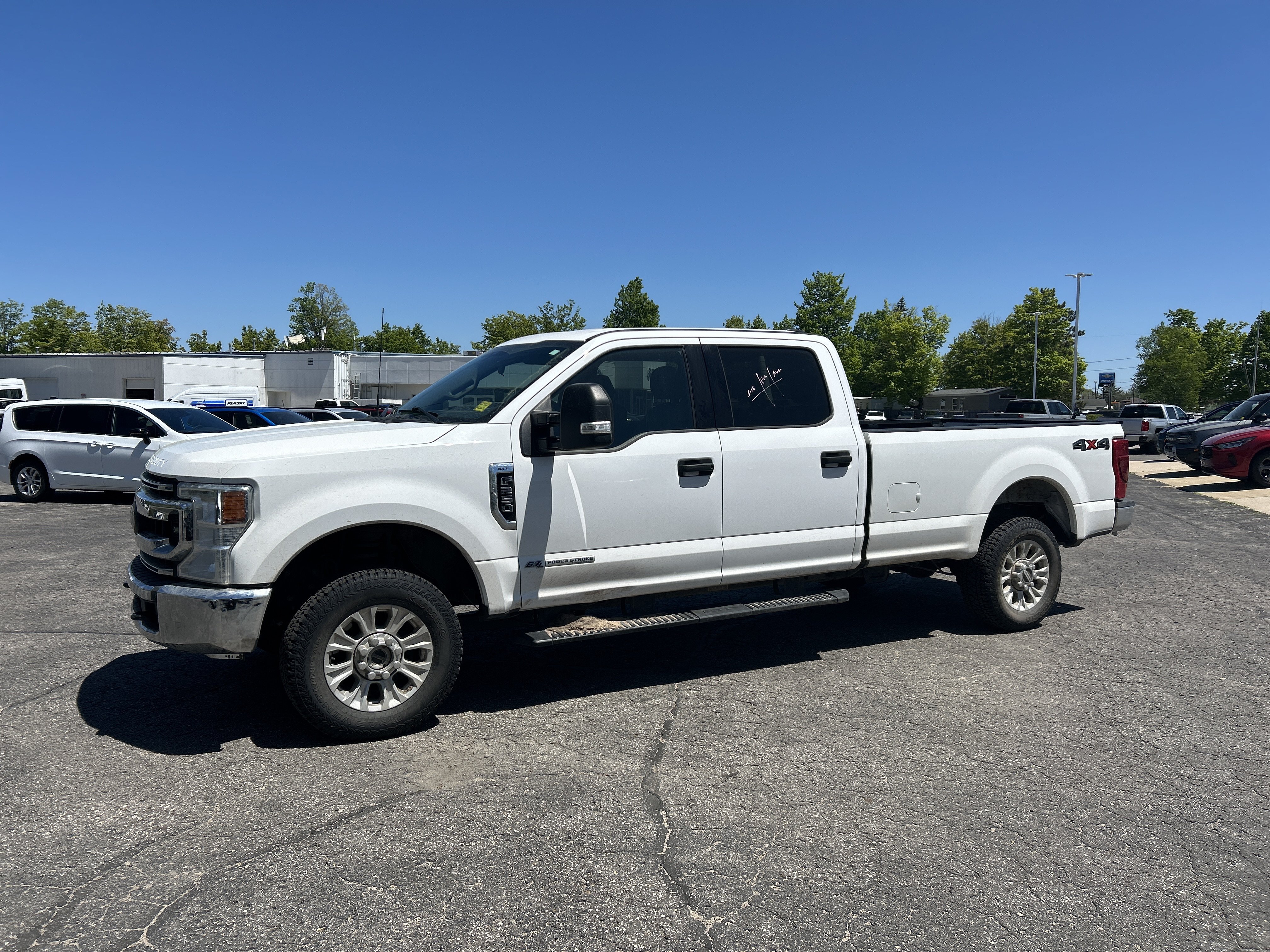 Certified 2022 Ford F250 XLT AWD/4WD image 8