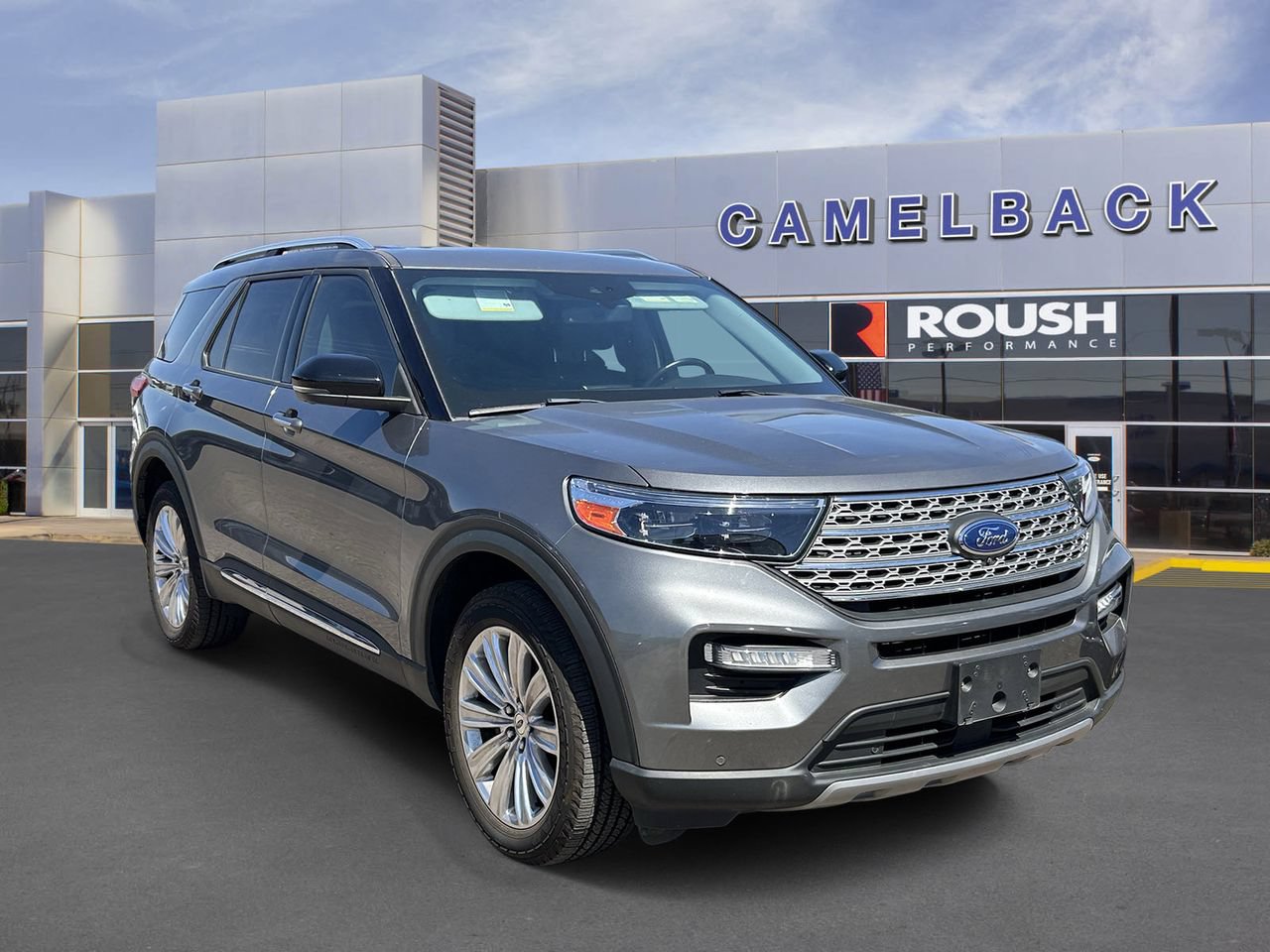 Certified 2022 Ford Explorer Limited w/ Equipment Group 301A AWD/4WD image 4