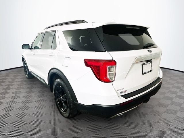 Certified 2020 Ford Explorer XLT w/ Equipment Group 202A AWD/4WD image 10