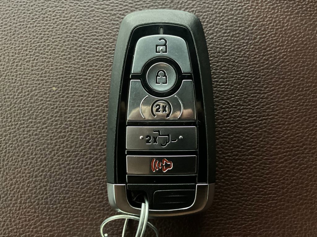 Certified 2023 Ford F150 Lariat w/ Equipment Group 502A High image 33