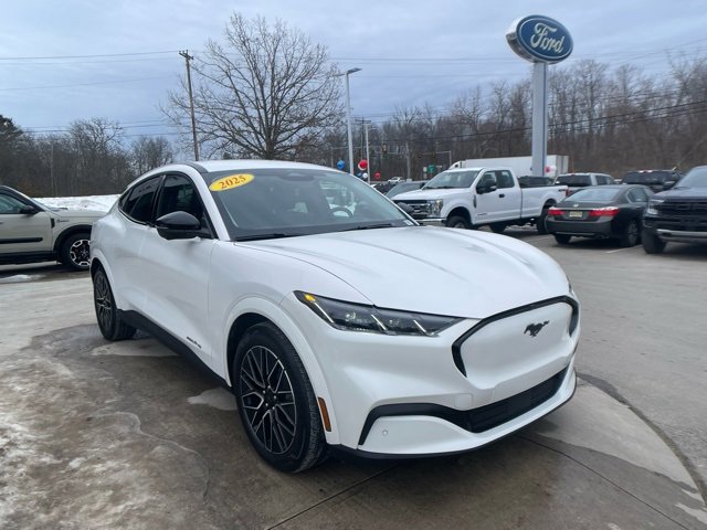 Certified 2025 Ford Mustang Mach-E Premium image 7