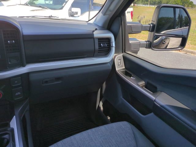 Certified 2025 Ford F250 XLT w/ Tremor Off-Road Package AWD/4WD image 17