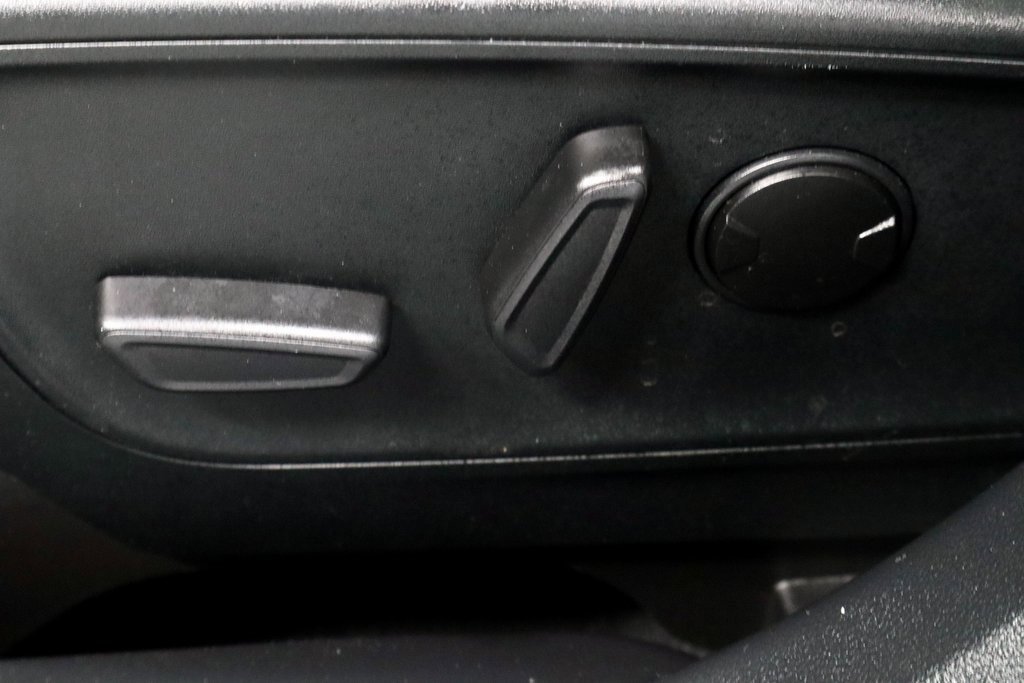 Certified 2022 Ford Escape Titanium w/ Class II Trailer Tow Package image 29