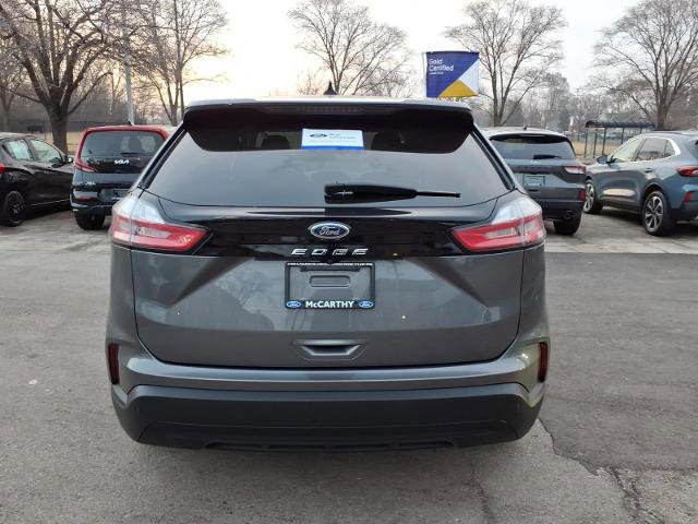 Certified 2021 Ford Edge SE image 4