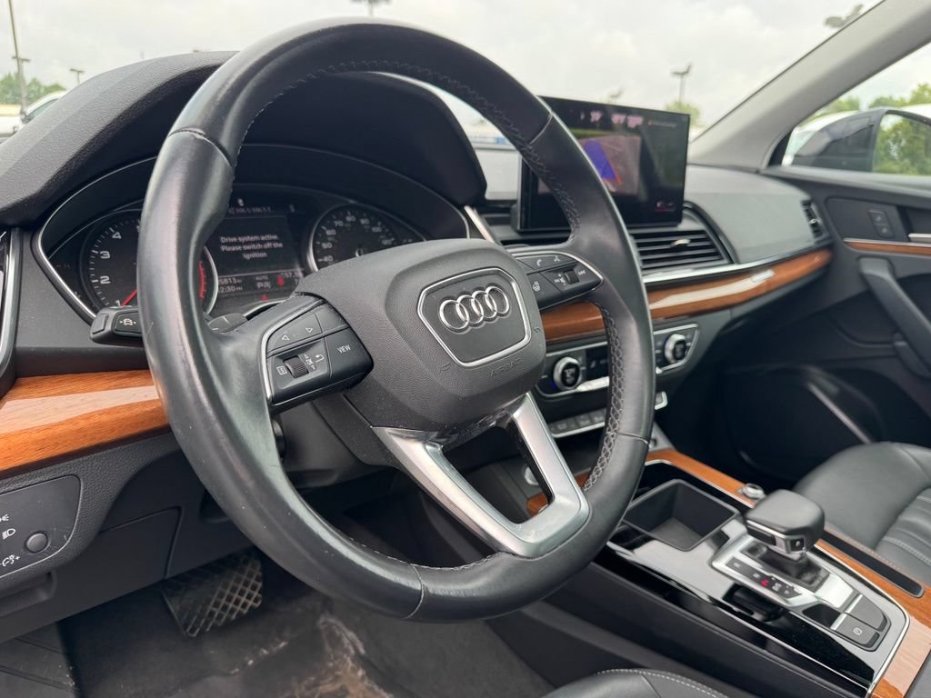 Used 2021 Audi Q5 2.0T Premium w/ Convenience Package AWD/4WD image 9
