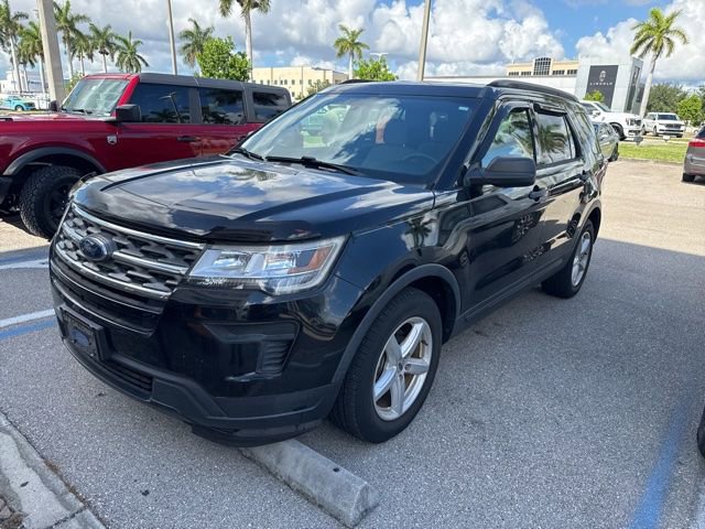 Certified 2018 Ford Explorer FWD image 3