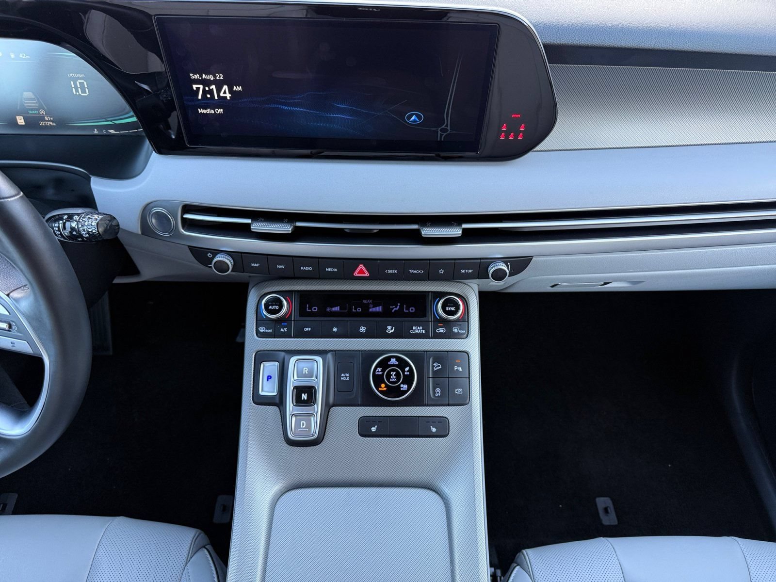Used 2025 Hyundai Palisade SEL AWD/4WD image 15