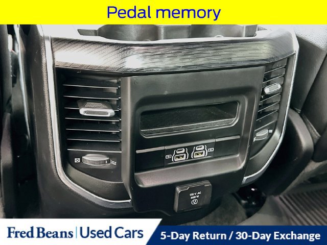 Used 2023 RAM 1500 Laramie AWD/4WD image 33
