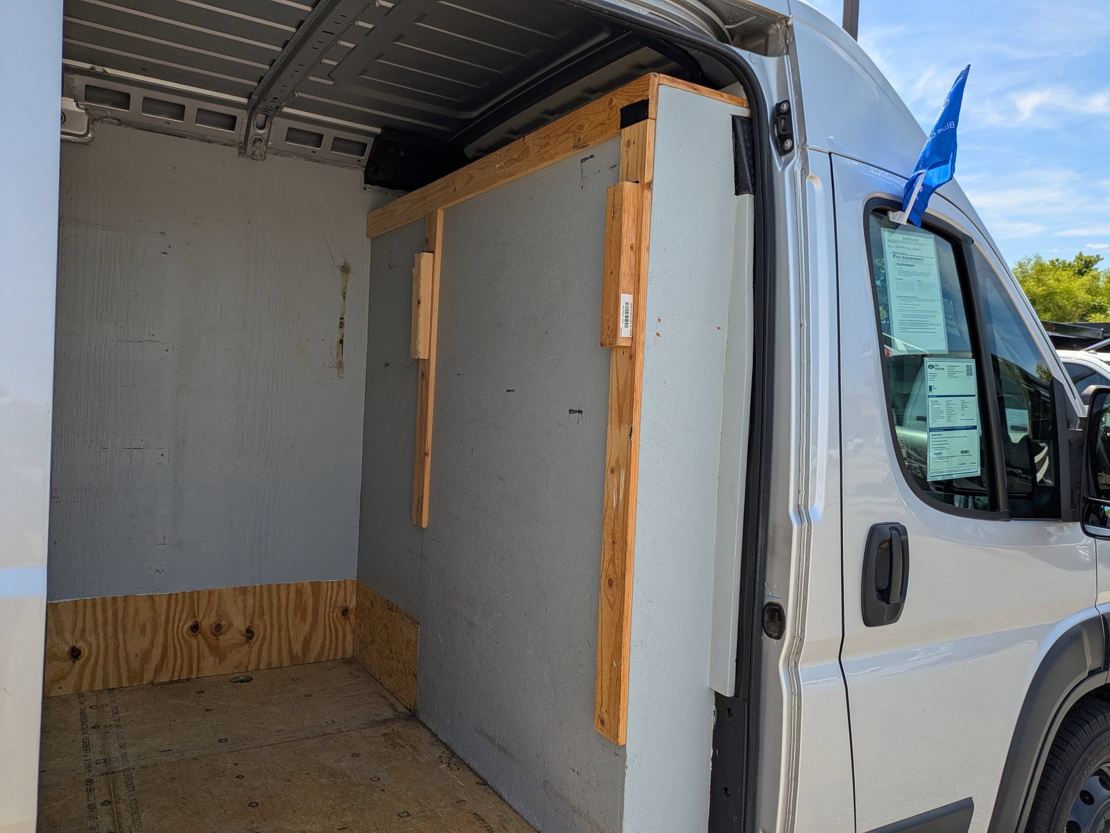 Used 2023 RAM ProMaster 2500 FWD image 25