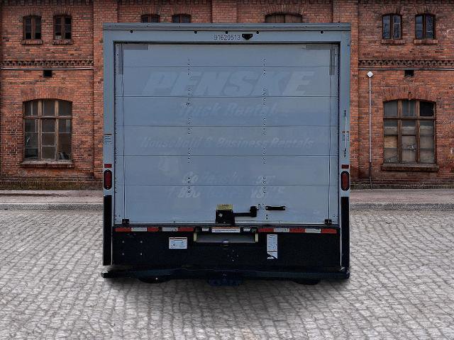 Used 2021 GMC Savana 3500 Extended w/ Power Convenience Package image 3