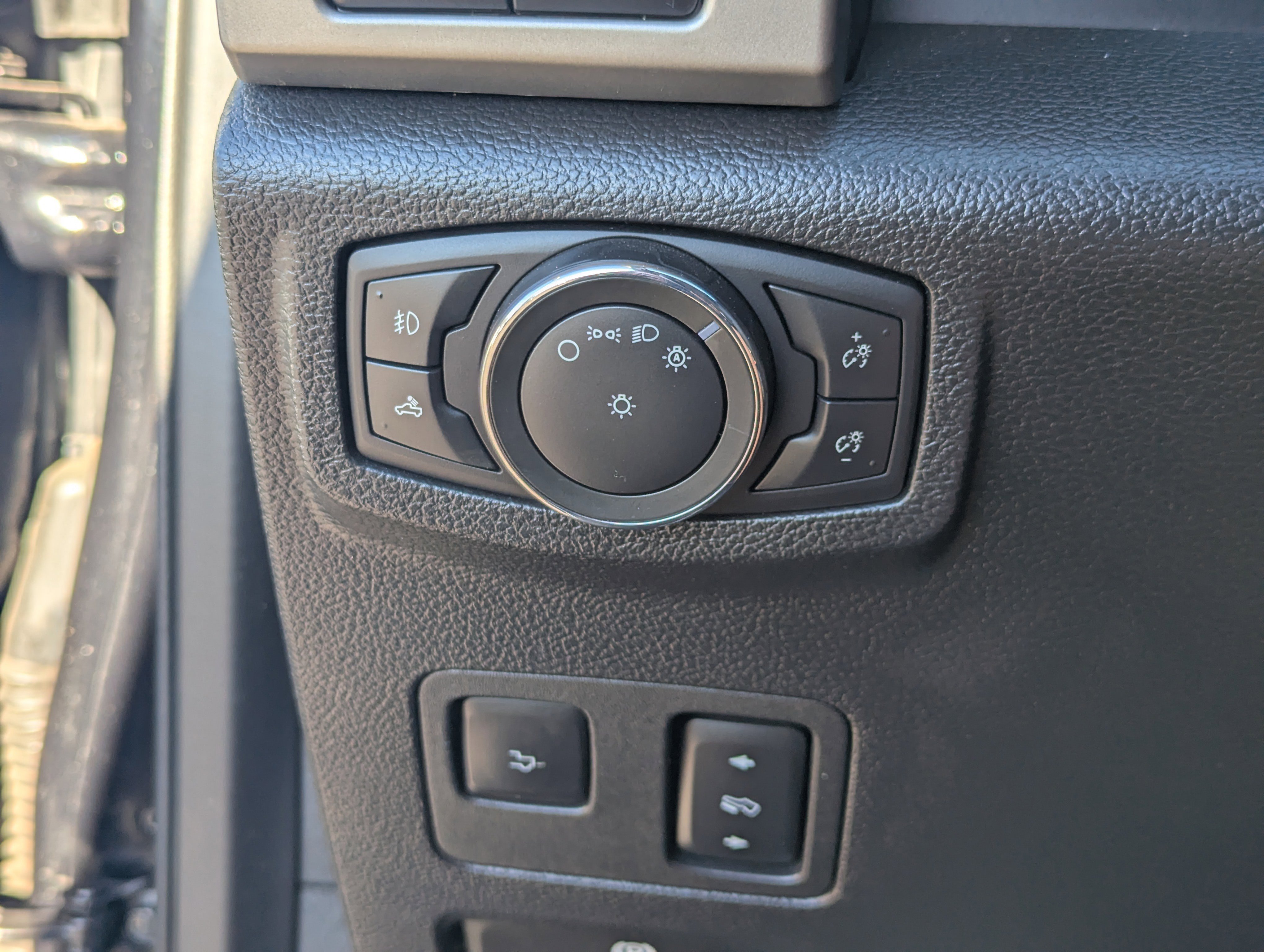 Certified 2021 Ford F250 Lariat AWD/4WD image 31