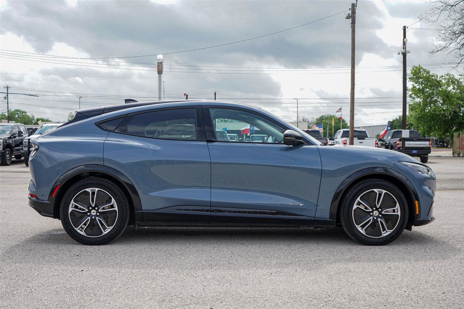 Certified 2023 Ford Mustang Mach-E Premium image 2