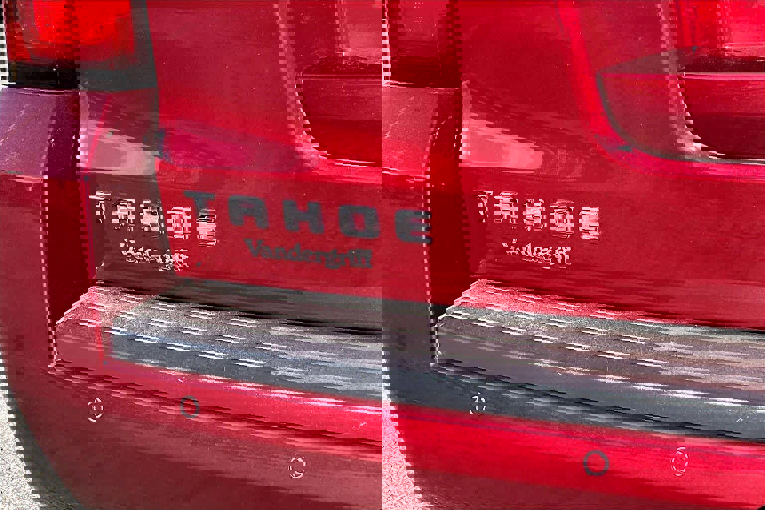 Used 2018 Chevrolet Tahoe LT image 27