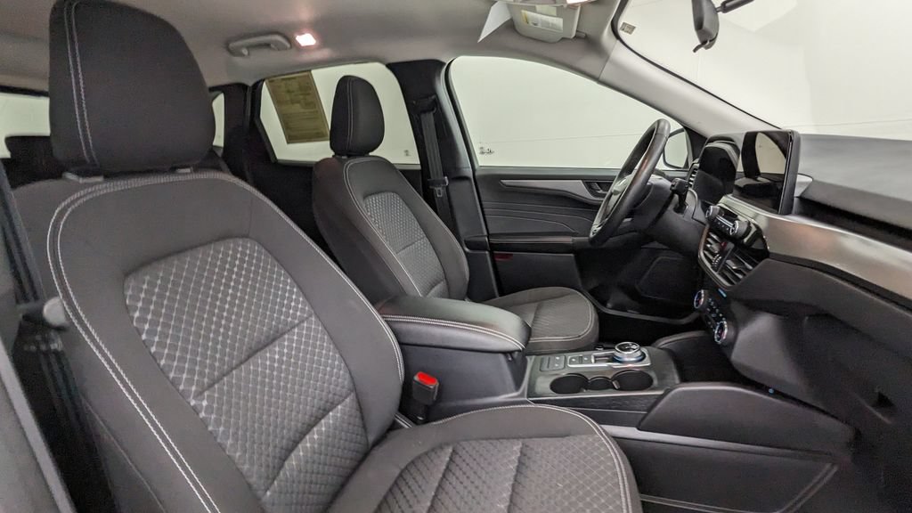 Certified 2023 Ford Escape Active w/ Cold Weather Package FWD image 36