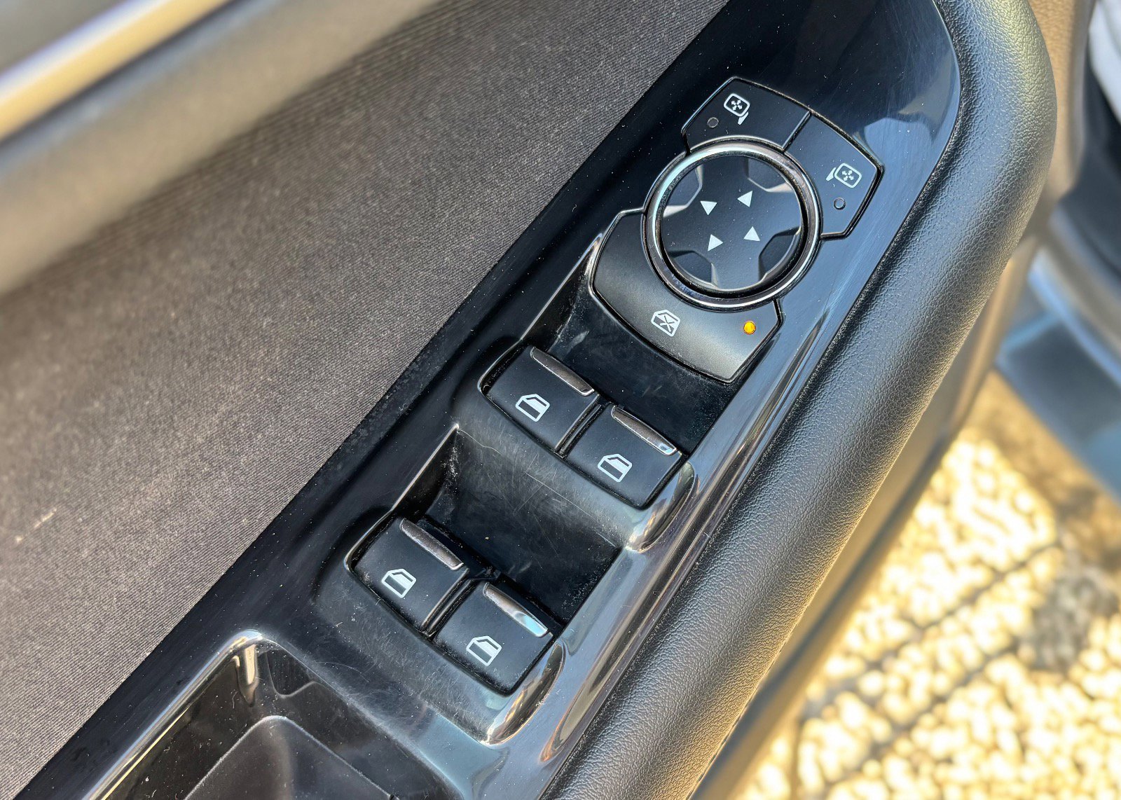 Certified 2017 Ford Edge SEL w/ Class II Trailer Tow Package image 26