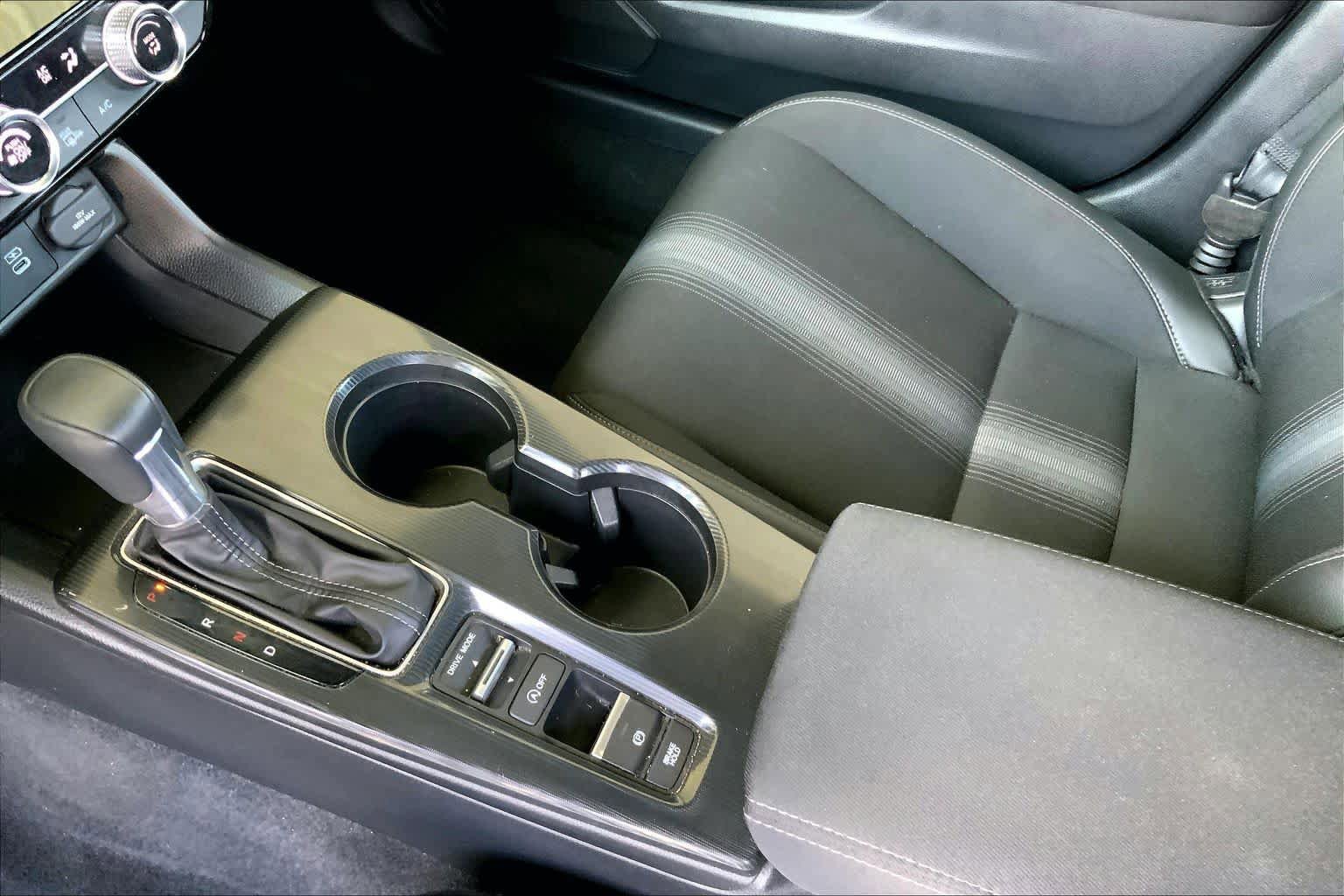 Used 2025 Honda Civic Sport image 16