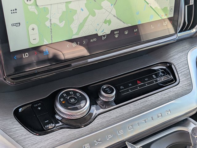 Certified 2025 Ford Expedition Max Platinum AWD/4WD image 24