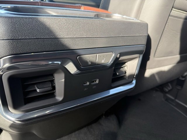 Used 2024 GMC Sierra 2500 Denali Ultimate image 12