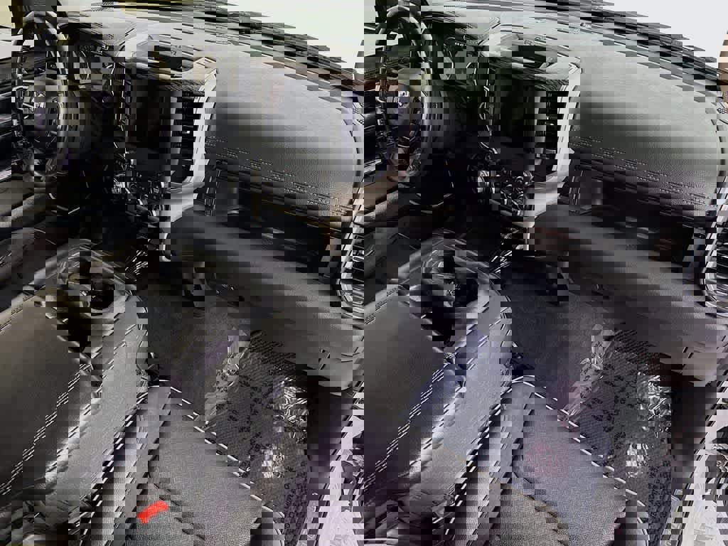 Used 2020 RAM 1500 Laramie w/ Off Road Group image 33