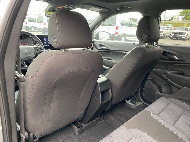 Used 2024 Chevrolet Trax RS w/ Sunroof Package FWD image 31