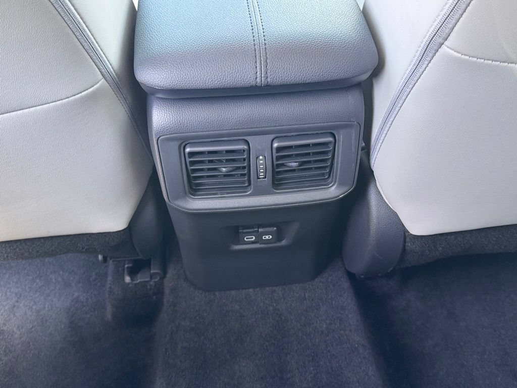 Used 2025 Toyota RAV4 XLE Premium AWD/4WD image 29