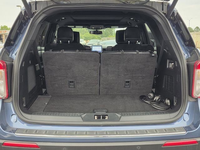 Certified 2020 Ford Explorer Limited w/ Class III Trailer Tow Package RWD image 32