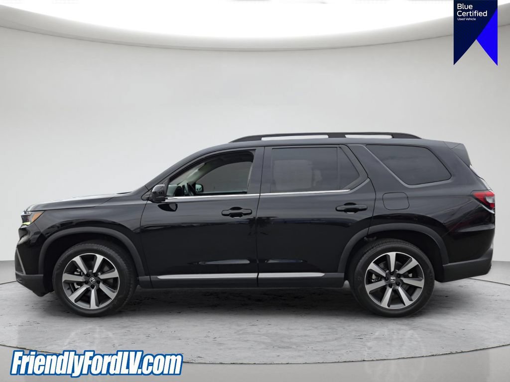 Used 2025 Honda Pilot Elite image 3