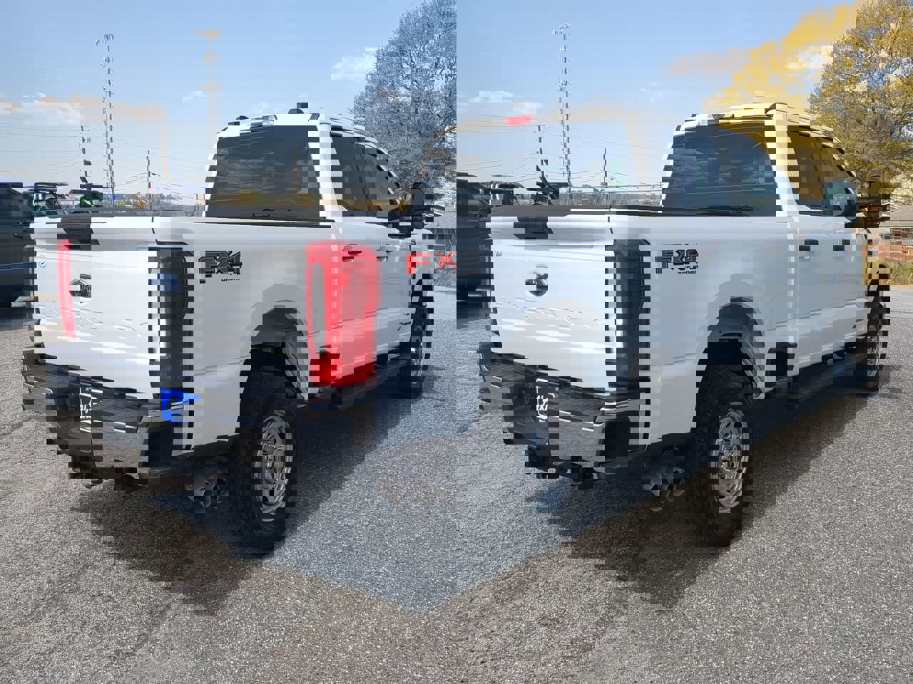 Certified 2024 Ford F250 XL w/ FX4 Off-Road Package image 4