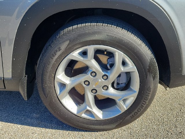 Used 2026 Chevrolet Trax LS w/ LS Convenience Package FWD image 11
