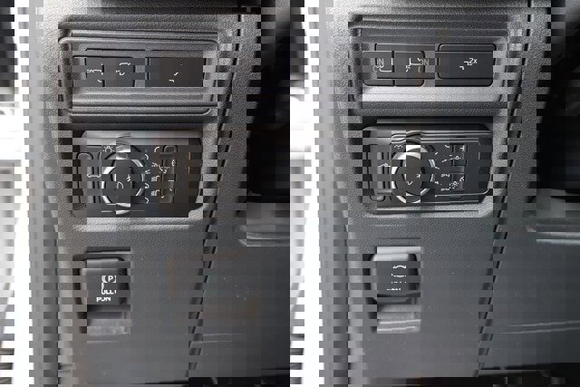 Certified 2022 Ford F150 XLT w/ Equipment Group 302A High image 20