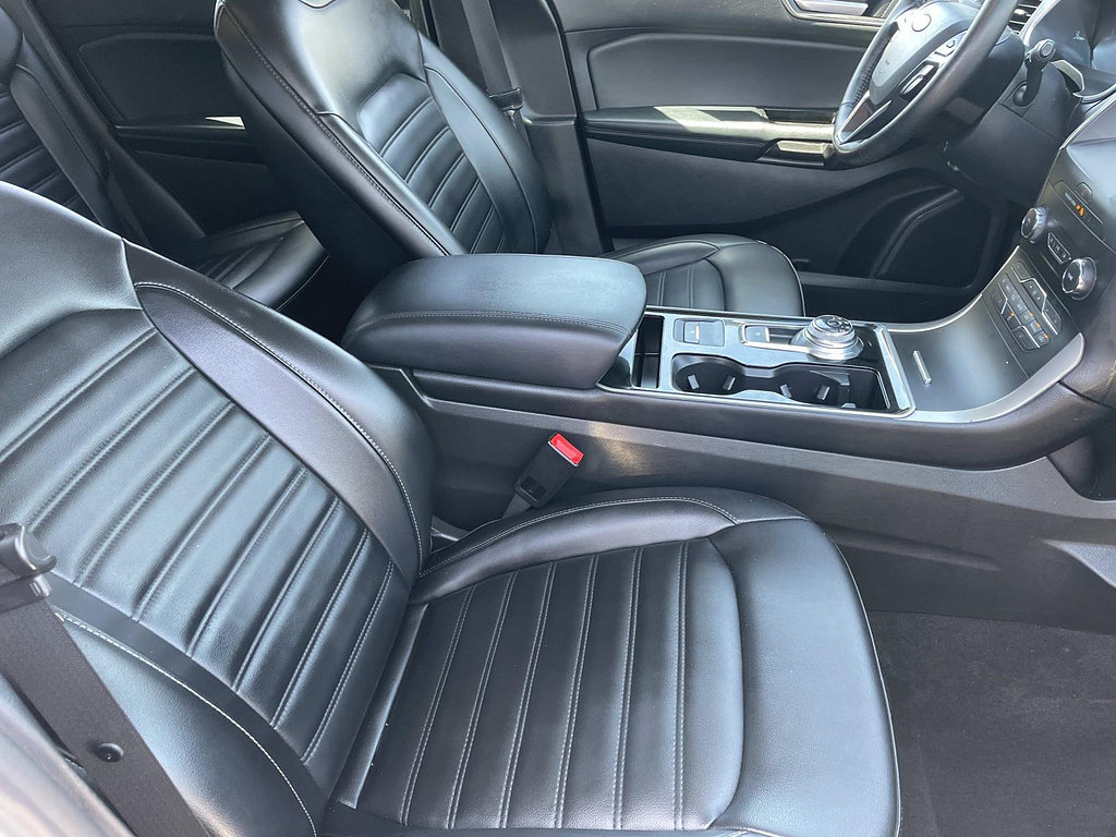Certified 2019 Ford Edge SEL w/ Equipment Group 201A FWD image 36