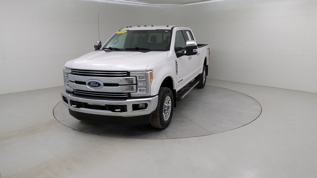 Certified 2018 Ford F250 Lariat w/ Chrome Package image 9
