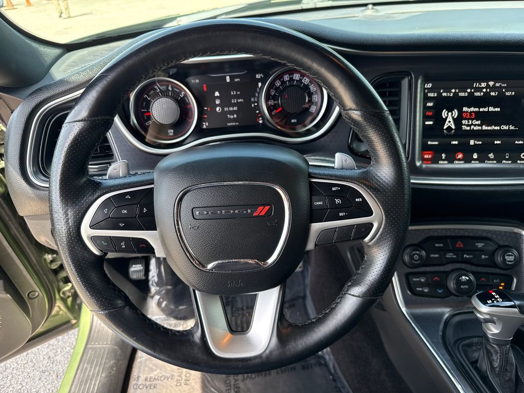 Used 2018 Dodge Challenger R/T Scat Pack w/ Leather Interior Group RWD image 14