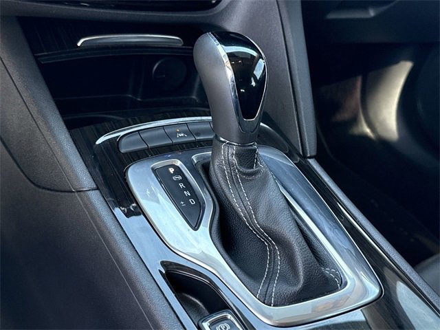 Used 2018 Buick Regal Essence w/ Driver Confidence Package #1 image 36