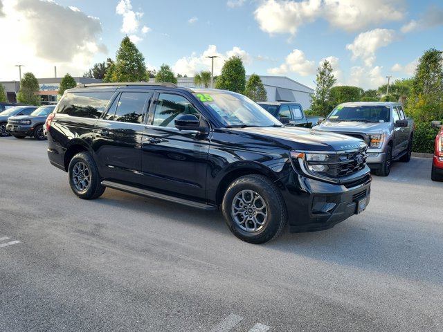Certified 2025 Ford Expedition Max Active AWD/4WD image 32