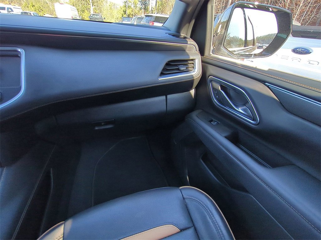 Used 2024 GMC Yukon XL AT4 w/ AT4 Premium Plus Package image 16